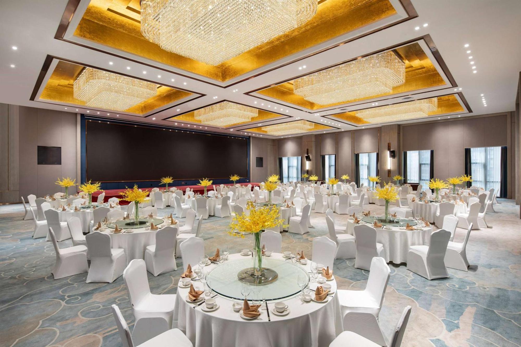 Kunming Huiyue Wyndham Hotel Екстер'єр фото