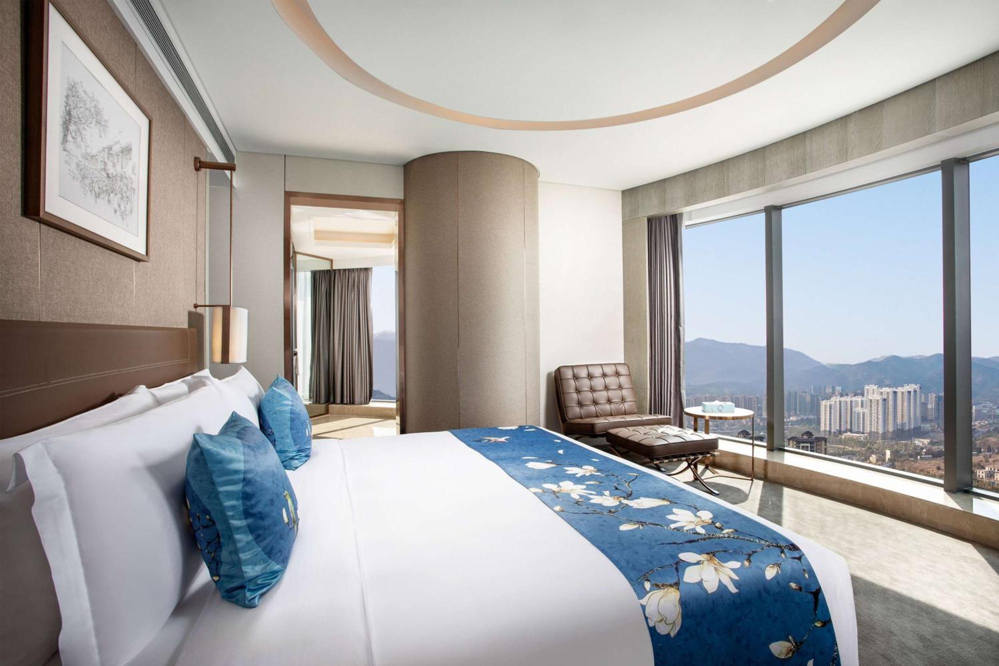 Kunming Huiyue Wyndham Hotel Екстер'єр фото
